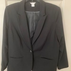 Black suit jacket one button
